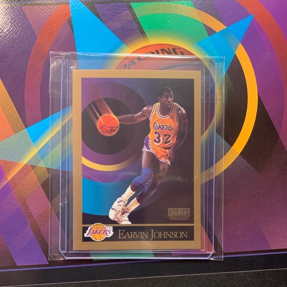 1990 SkyBox Magic Johnson Basketball Card - Picture 1 of 2